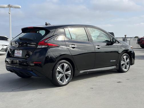 Black 2019 Nissan Leaf SL