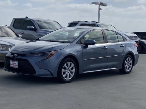 CELESTITE 2023 Toyota Corolla LE