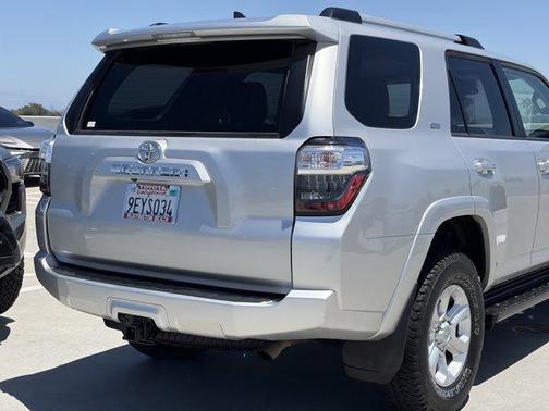 Classic Silver Metallic 2021 Toyota 4Runner SR5 Premium