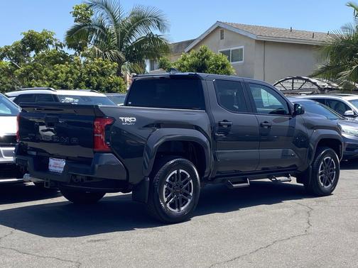 UNDERGROUND 2026 Toyota Tacoma TRD Sport