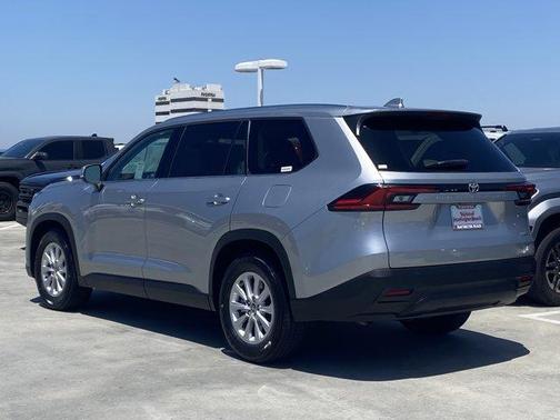 Celestial Silver Metallic 2025 Toyota Grand Highlander XLE