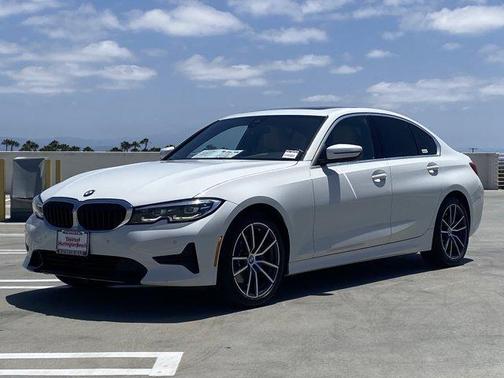 Alpine White 2019 BMW 330 i