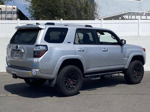Classic Silver Metallic 2022 Toyota 4Runner SR5