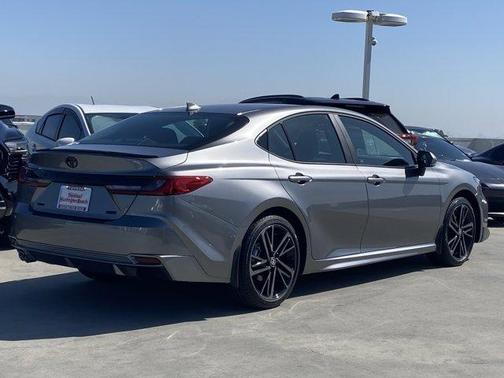 Metal 2026 Toyota Camry XSE