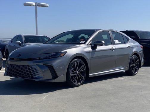 Metal 2026 Toyota Camry XSE
