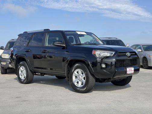 Midnight Black Metallic 2024 Toyota 4Runner SR5