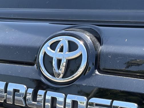 Midnight Black Metallic 2024 Toyota 4Runner SR5