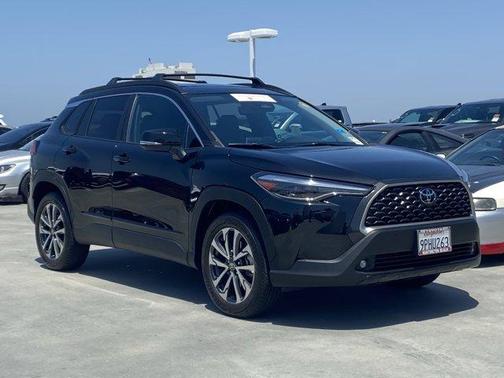 Jet Black 2024 Toyota Corolla Cross XLE