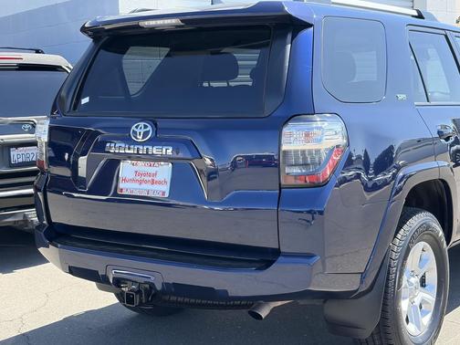 Nautical Blue Metallic 2024 Toyota 4Runner SR5