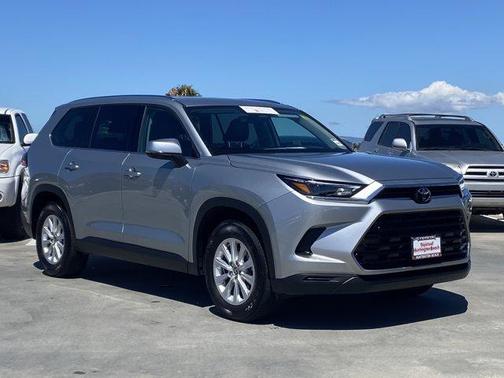 Celestial Silver Metallic 2025 Toyota Grand Highlander XLE