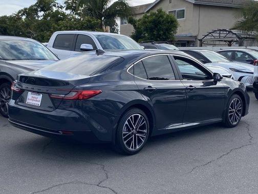 UNDERGROUND 2026 Toyota Camry XLE