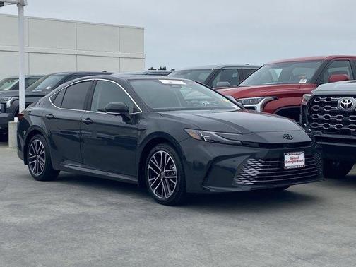 UNDERGROUND 2026 Toyota Camry XLE