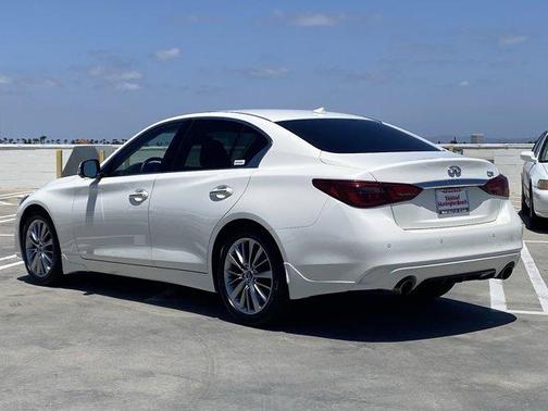 Majestic White 2023 INFINITI Q50 LUXE