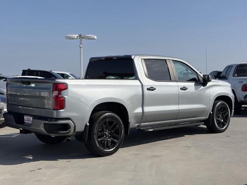 Sterling Gray Metallic 2023 Chevrolet Silverado 1500 Custom