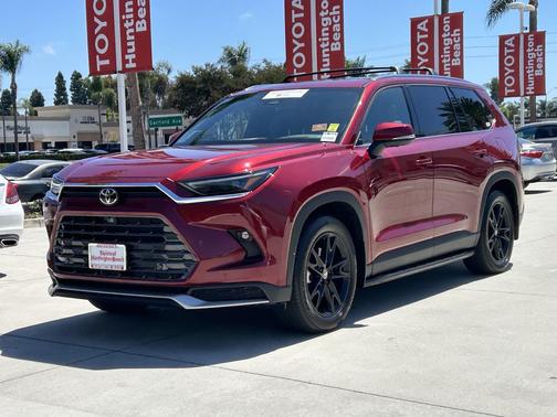 Ruby Flare Pearl 2026 Toyota Grand Highlander Hybrid Platinum MAX