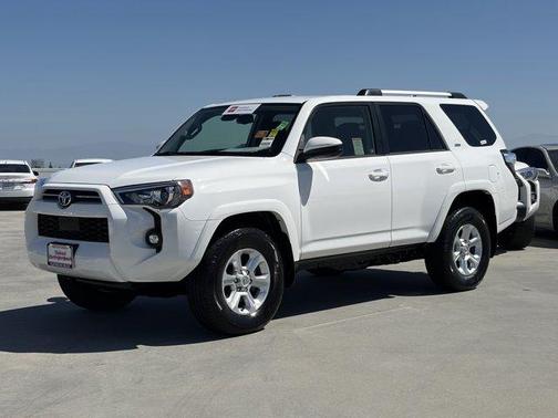 Ice 2024 Toyota 4Runner SR5