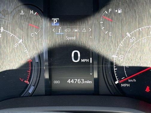 Ice 2024 Toyota 4Runner SR5