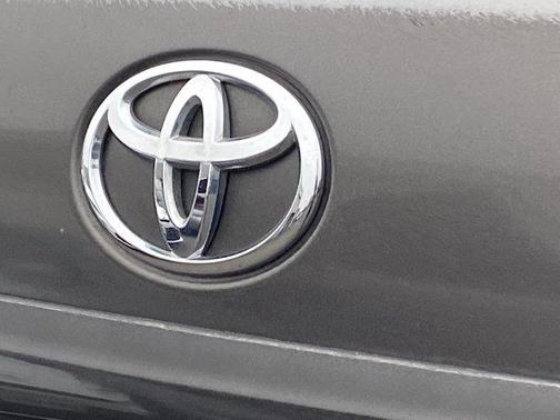 Magnetic Gray Metallic 2009 Toyota Corolla LE
