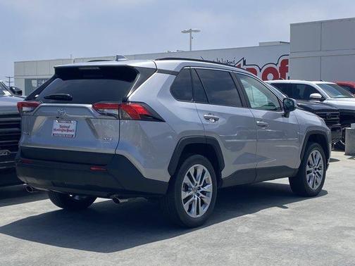 Silver Sky Metallic 2023 Toyota RAV4 XLE Premium