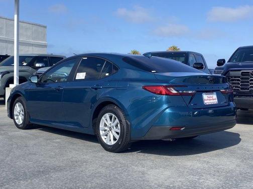 Ocean 2026 Toyota Camry LE