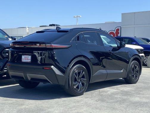 Midnight Black Metallic 2026 Toyota C-HR SE