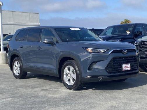 Storm 2026 Toyota Grand Highlander LE