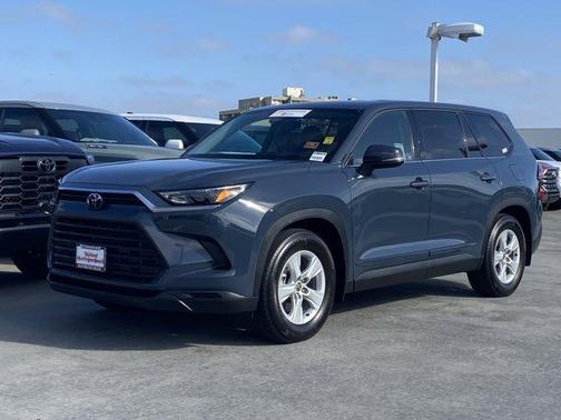 Storm 2026 Toyota Grand Highlander LE