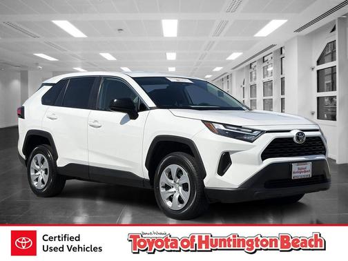 Ice 2025 Toyota RAV4 LE