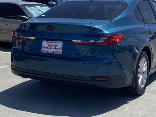 Ocean 2026 Toyota Camry LE