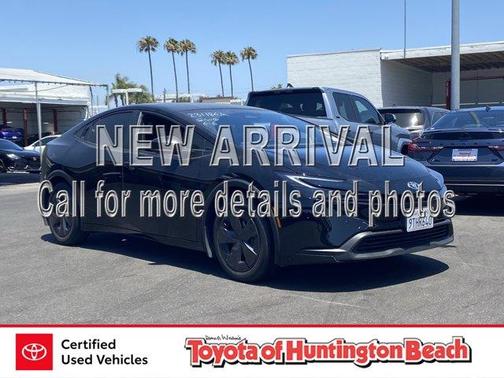 Midnight Black Metallic 2025 Toyota Prius LE