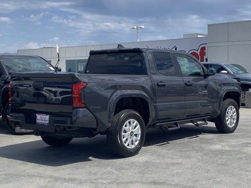 UNDERGROUND 2026 Toyota Tacoma SR5