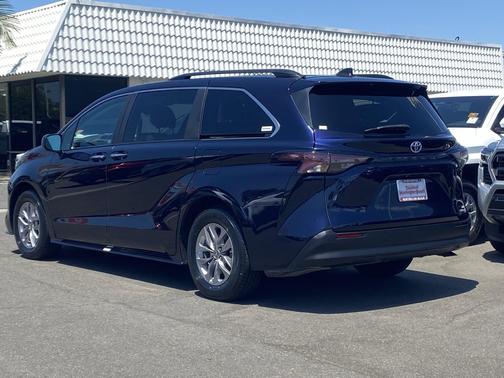 Blueprint 2024 Toyota Sienna XLE