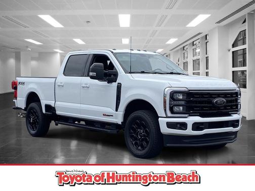 Oxford White 2024 Ford F-350 Lariat Super Duty