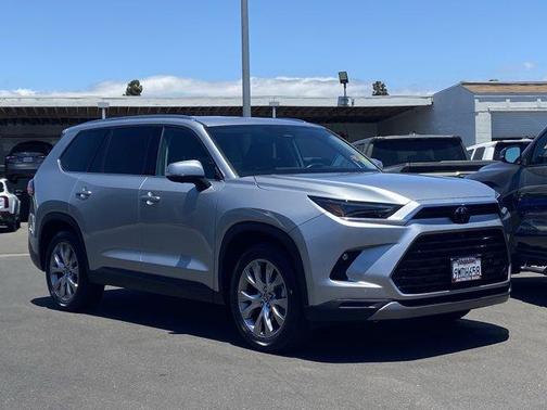 Celestial Silver Metallic 2024 Toyota Grand Highlander Hybrid LIMITED