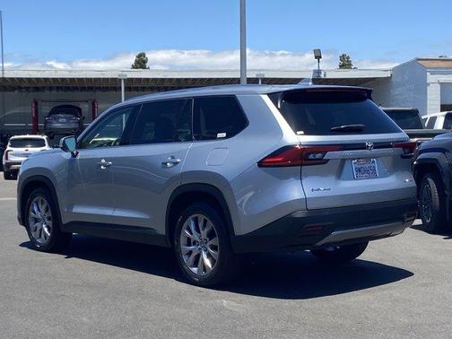 Celestial Silver Metallic 2024 Toyota Grand Highlander Hybrid LIMITED