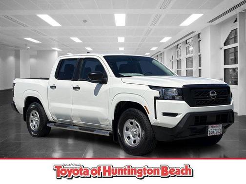Glacier White 2022 Nissan Frontier S