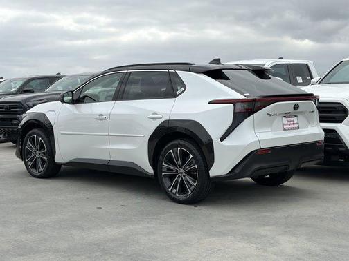 Wind Chill Pearl 2023 Toyota bZ4X Limited