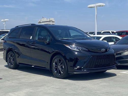 Midnight Black Metallic 2026 Toyota Sienna XSE 7 Passenger