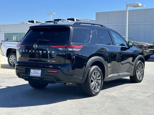 Super Black 2024 Nissan Pathfinder SV 4WD