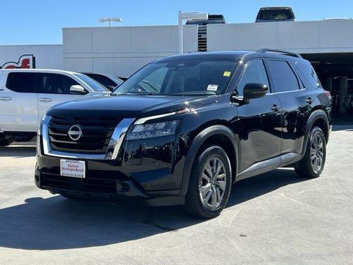 Super Black 2024 Nissan Pathfinder SV 4WD