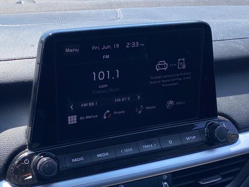Snow White Pearl 2022 Kia Forte LXS