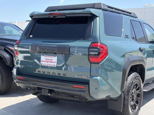 Everest 2026 Toyota 4Runner Hybrid TRD