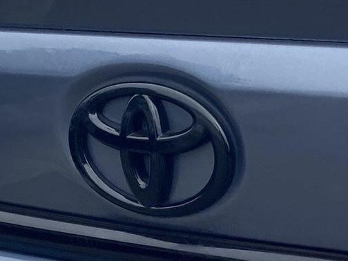 CELESTITE 2025 Toyota Corolla SE