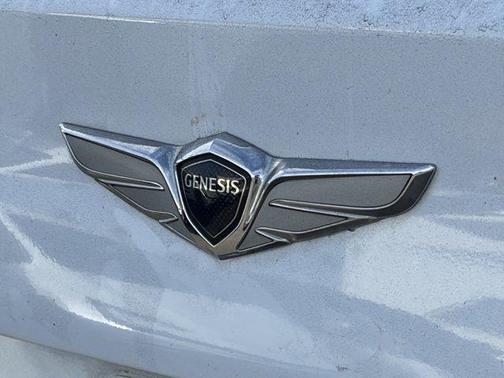 Casablanca White 2018 Genesis G80 3.3T Sport