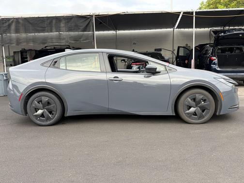 Guardian Gray 2025 Toyota Prius LE
