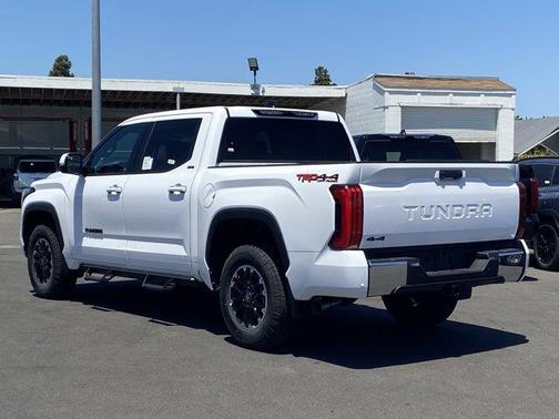 Ice 2026 Toyota Tundra SR5