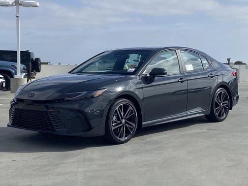 UNDERGROUND 2026 Toyota Camry XSE