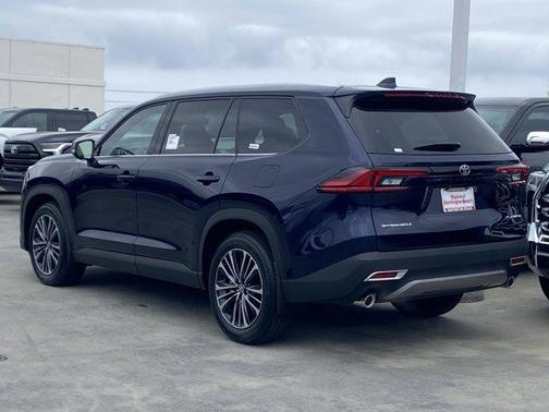 Blueprint 2026 Toyota Grand Highlander Hybrid MAX Platinum