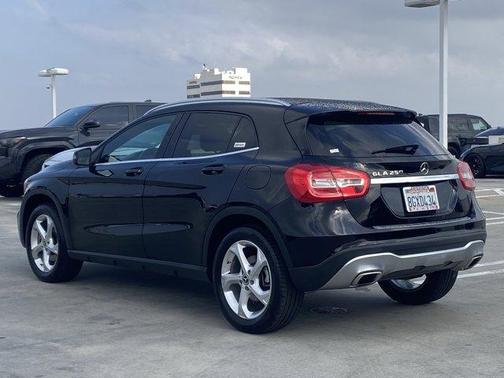 Midnight Black 2019 Mercedes-Benz GLA 250 Base