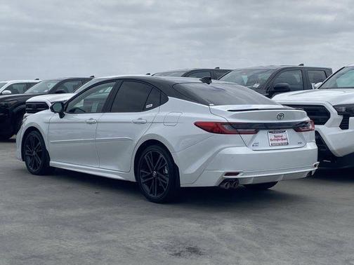 Wind Chill Pearl 2026 Toyota Camry XSE